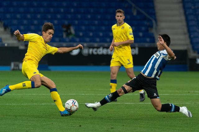 2026湖南省龙舟超级联赛选拔赛开赛 42支龙舟竞渡澧水